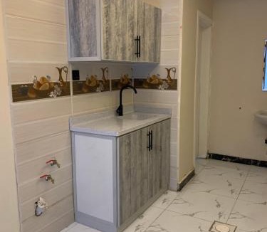 Ghirnatah Apartment | غرفه بحمام