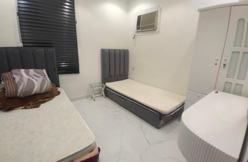 Al Aziziyah Apartment | فله وياسمين