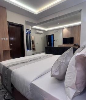 Khamis Mushait Hotel | فندق باين