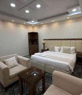Yanbu Hotel | فندق فيوليت الفندقية Violet Hotel