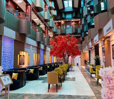 Al Hamra Hotel | فندق لافيرا ان- الرويبح Lavera in Hotel- Rowibeh