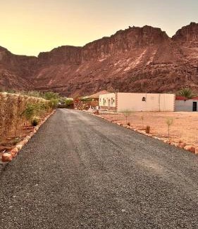 AlUla Villa | فيلا بمزرعة