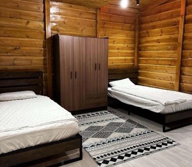 Taif Ski Chalet | كوخ الوهط الريفي