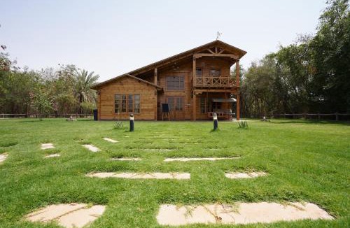 Al Kharj House | منتجع ومزرعة الخزامى