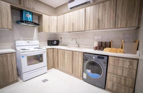 Al Hofuf Apartment | 005 - Saudi - Elegant apartment in Riyadh (Noor)