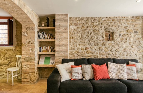 Orriols House | 100 m² House ∙ 2 bedrooms ∙ 6 guests