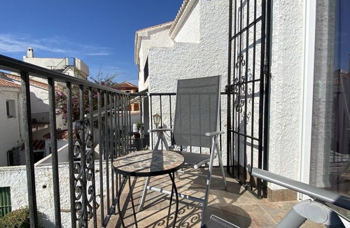 Chimenea House | 100 m² House ∙ 3 bedrooms ∙ 6 guests