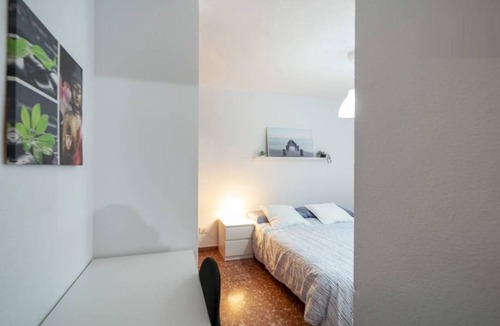 Patraix Resort | 100 m² Private room ∙ 1 bedroom ∙ 1 guest