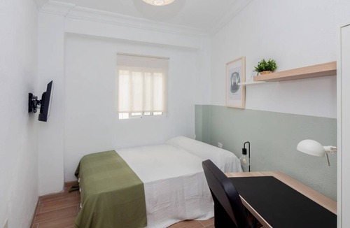 Patraix Resort | 100 m² Private room ∙ 1 bedroom ∙ 1 guest