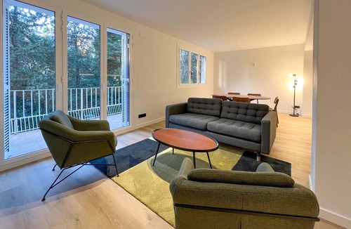 El Putget i Farro Apartment | 102 m² Apartment ∙ 3 bedrooms ∙ 5 guests