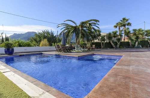 Alcalali Villa | 107 m² Villa ∙ 3 bedrooms ∙ 5 guests