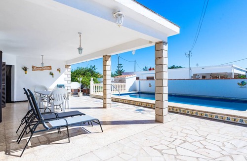 Vinaros House | 110 m² House ∙ 3 bedrooms ∙ 6 guests