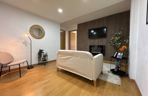 Mostoles Resort | 110 m² Private room ∙ 1 bedroom ∙ 5 guests