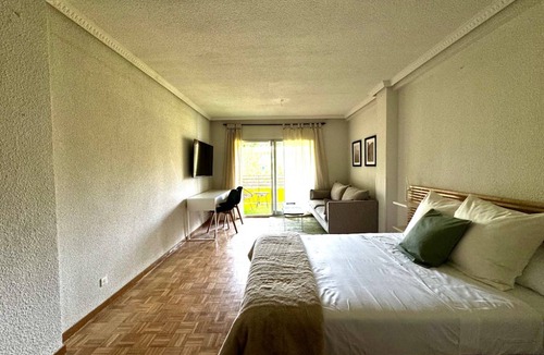 Mostoles Resort | 114 m² Private room ∙ 1 bedroom ∙ 2 guests