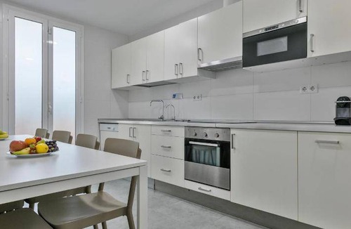 Sant Antoni Apartment | 120 m² Apartment ∙ 4 bedrooms ∙ 11 guests