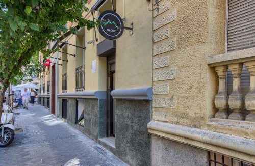Chamberi Bed & Breakfast | 120 m² Bed and breakfast ∙ 6 bedrooms ∙ 16 guests