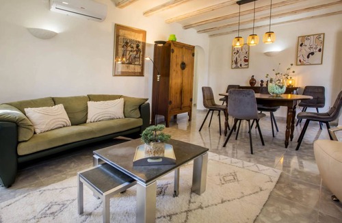 Orba House | 120 m² House ∙ 1 bedroom ∙ 6 guests