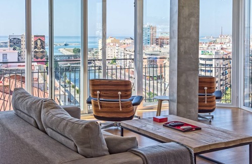 Ensanche Centro Apartment | 130 m² Apartment ∙ 2 bedrooms ∙ 4 guests
