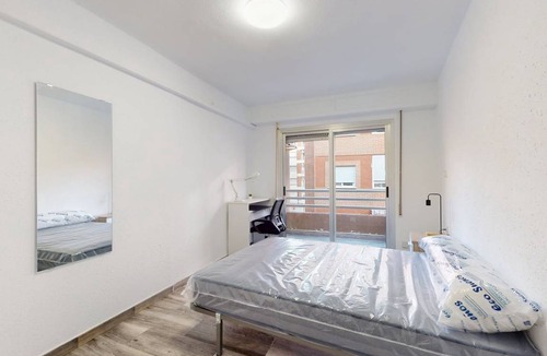 Catarroja Resort | 130 m² Private room ∙ 1 bedroom ∙ 1 guest