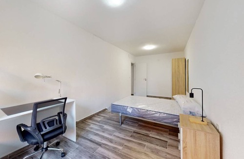 Catarroja Resort | 130 m² Private room ∙ 1 bedroom ∙ 1 guest