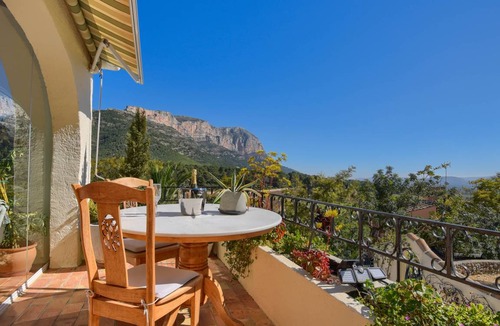 Jesus Pobre House | 132 m² House ∙ 3 bedrooms ∙ 6 guests