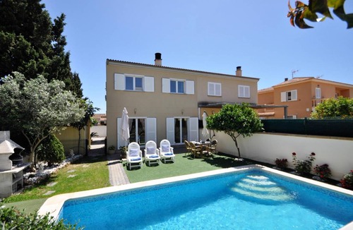 Badia Gran House | 150 m² House ∙ 3 bedrooms ∙ 6 guests