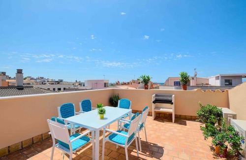 El Molinar House | 150 m² House ∙ 4 bedrooms ∙ 8 guests