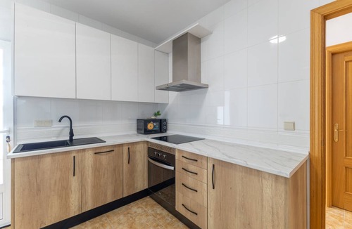 Galvez House | 160 m² House ∙ 3 bedrooms ∙ 9 guests
