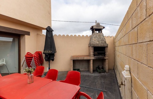 Mediana de Voltoya House | 180 m² House ∙ 7 bedrooms ∙ 16 guests