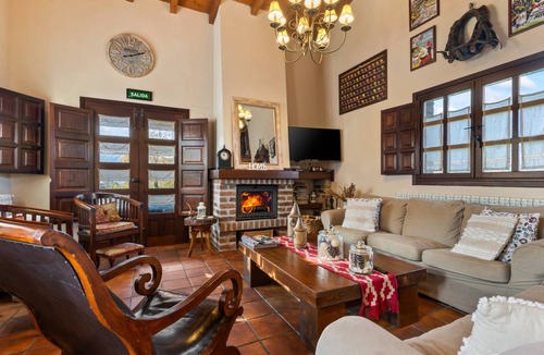 Beloncio House | 180 m² House ∙ 3 bedrooms ∙ 8 guests