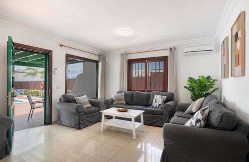 Los Pocillos House | 185 m² House ∙ 6 bedrooms ∙ 12 guests