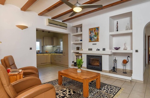 Ermita House | 188 m² House ∙ 3 bedrooms ∙ 6 guests