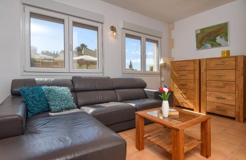 Ermita House | 188 m² House ∙ 3 bedrooms ∙ 6 guests