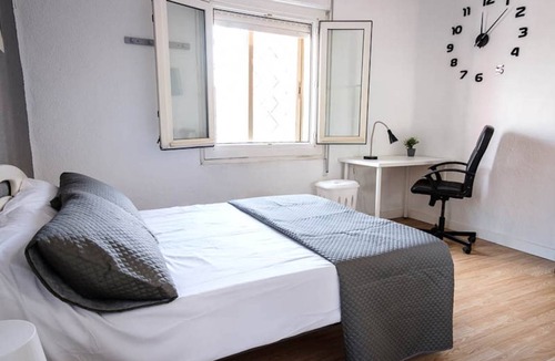Alcala de Henares Resort | 190 m² Private room ∙ 1 bedroom ∙ 1 guest