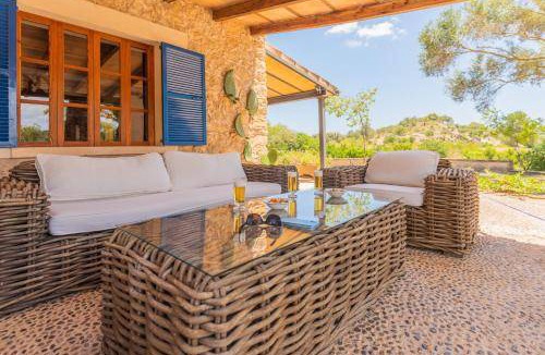 Sant Joan Villa | 198 m² Villa ∙ 3 bedrooms ∙ 6 guests