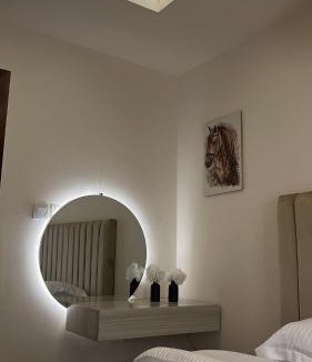 Al Ulaya Apartment | 1BR, Living Room, Olaya
