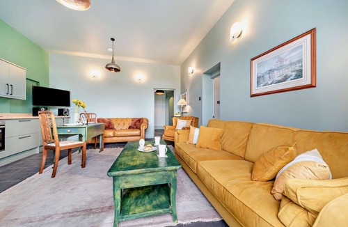 Coldstream Cottage | 2 Bed in Coldstream (oc-t30042)