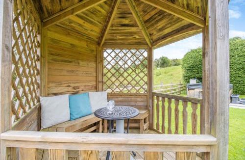 Devils Bridge House | 2 Bed in Devils Bridge oc-d29575