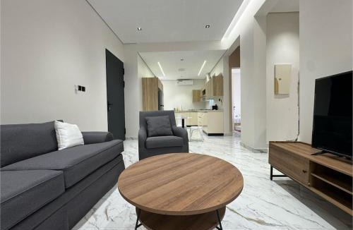 Al Malaz Apartment | 2-Bedroom with Outdoor Patio - 5B