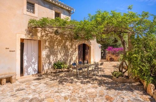 El Pilari House | 200 m² House ∙ 3 bedrooms ∙ 4 guests