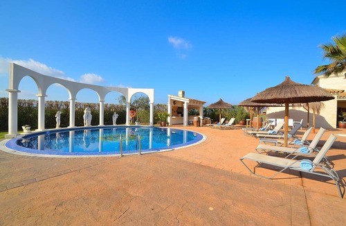 Sa Pobla Villa | 239 m² Villa ∙ 4 bedrooms ∙ 8 guests