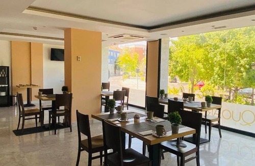Aranjuez Hotel | 24 m² Hotel ∙ 10 guests