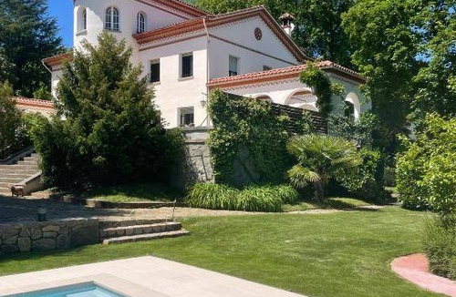 Olot Villa | 240 m² Villa ∙ 6 bedrooms ∙ 14 guests