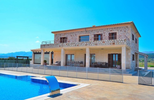 Sa Pobla House | 250 m² House ∙ 4 bedrooms ∙ 8 guests
