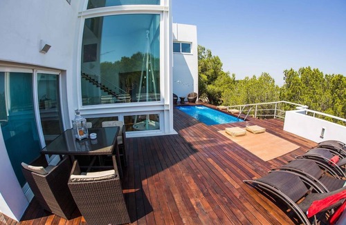 Cullera Villa | 270 m² Villa ∙ 3 bedrooms ∙ 6 guests