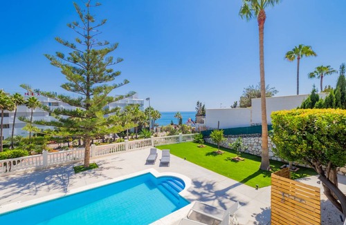 Benalmadena Costa Villa | 280 m² Villa ∙ 4 bedrooms ∙ 8 guests