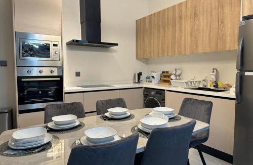 Dammam Apartment | 3 غرف شقة راقية قريب البحر 3 bedroom high end apartment