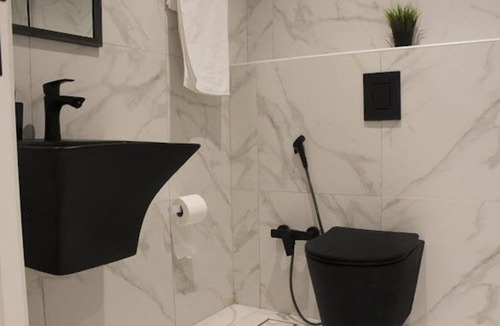 Riyadh Apartment | 3-bedroom apartment in charming Riyadh with AC-N11