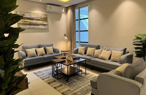 Riyadh Apartment | 3-bedroom apartment in lovely Riyadh with AC