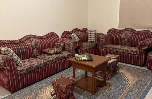 Medina House | 3-bedroom building in enchanting Madina with WiFi, AC